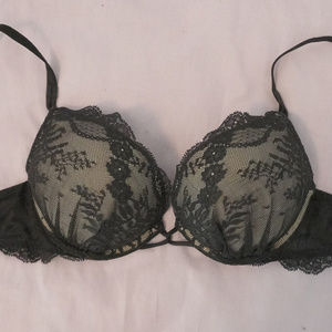 Victoria's Secret Bra Miraculous Bombshell 34A